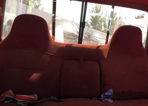 1995 Ford F350 из США, поврежденный, VIN 1FTJW35F1SEA77712